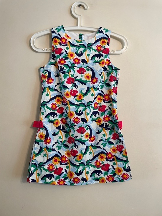 Classic Prep Other - Classic Prep White Floral Shift Dress with shorts size 10 Girl